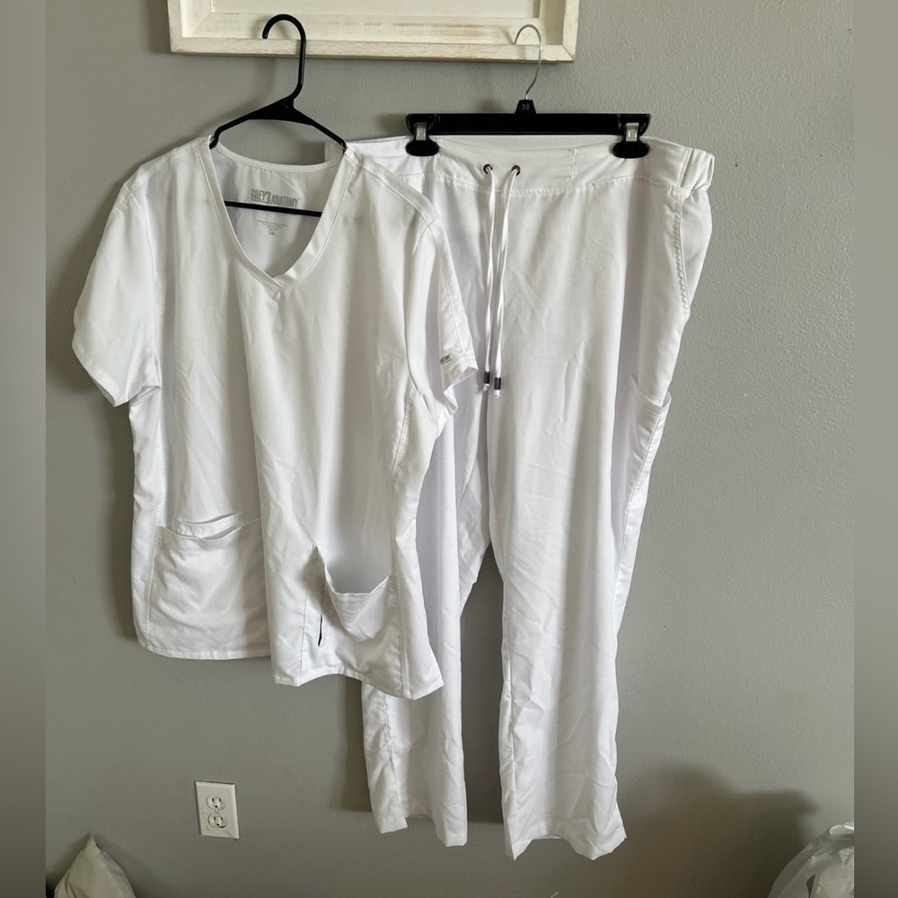 Barco One White Scrubs size 2X